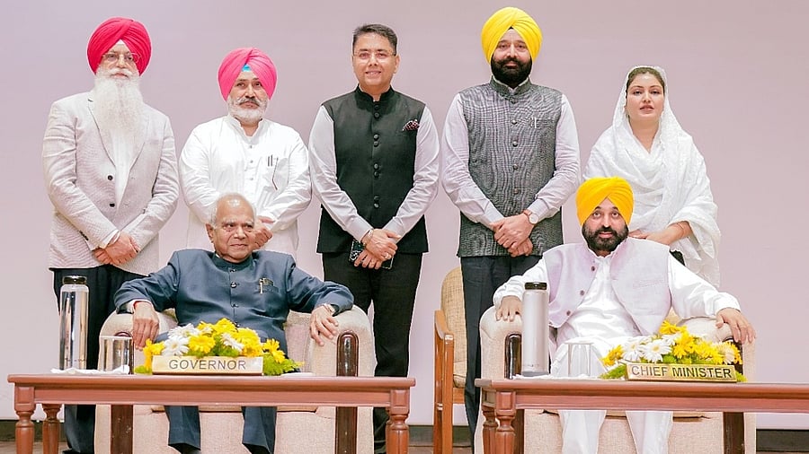 Punjab new Cabinet ministers who took oath of office in Chandigarh. Credit: IANS Photo