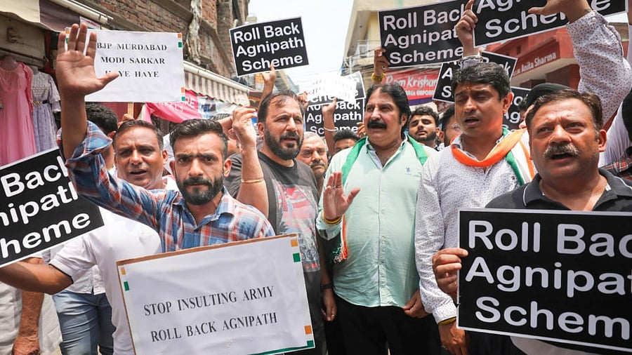 Youth Congress workers stage a protest against the Centre's Agnipath scheme, in Jammu, Saturday, July 2, 2022. Credit: PTI Photo