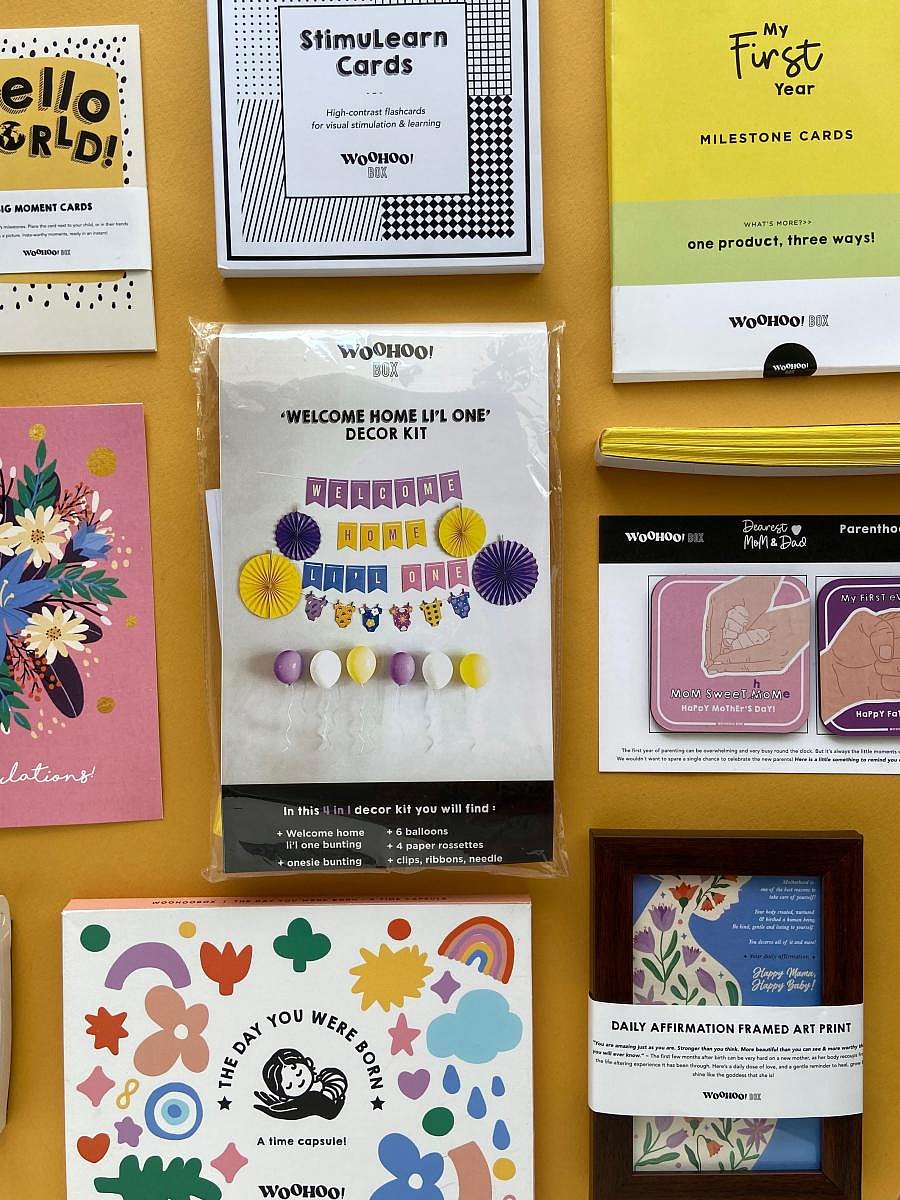 Based on a theme chosen by the team for the year, every month the subscribers receive a carefully-curated box.