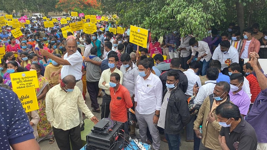 Around 3,000 Micro, Small, and Medium Enterprises (MSMEs) in Hosur on Wednesday launched a two-day strike. Credit: DH Photo