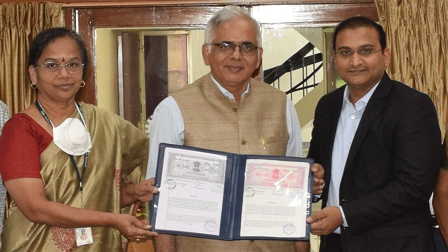 MoA signed between CSIR-CECRI and Godi India. Credit: Special arrangement