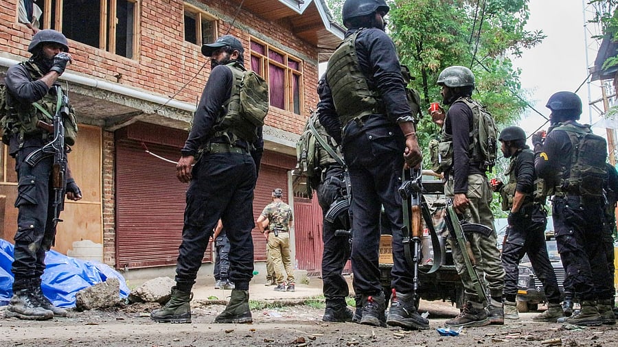 J&K security personnel. Credit: PTI Photo