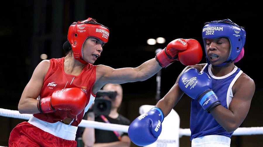 India's Zareen Nikhat and Mozambique's Helena Ismael Bagao in action during their round of 16 fight, July 31, 2022. Credit: Reuters Photo