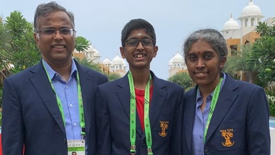 K Sigappi (right) and K Thanneermalai (centre) from Tamil Nadu are representing Hong Kong. Credit: IANS Photo