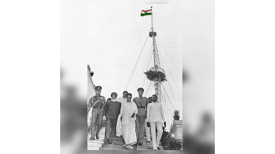 It was Muthamizharinagar artist who got the right to hoist the flag on 15th August in the year 1974!, Stalin wrote. Credit: Twitter/@mkstalin