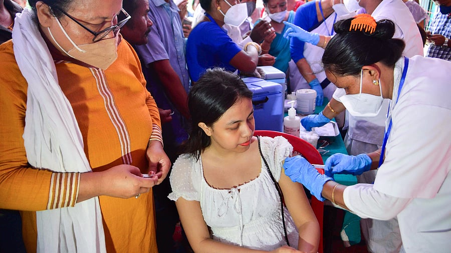 The number of recoveries surged to 4,34,65,552, while the case fatality rate 1.19%. Credit: PTI File Photo