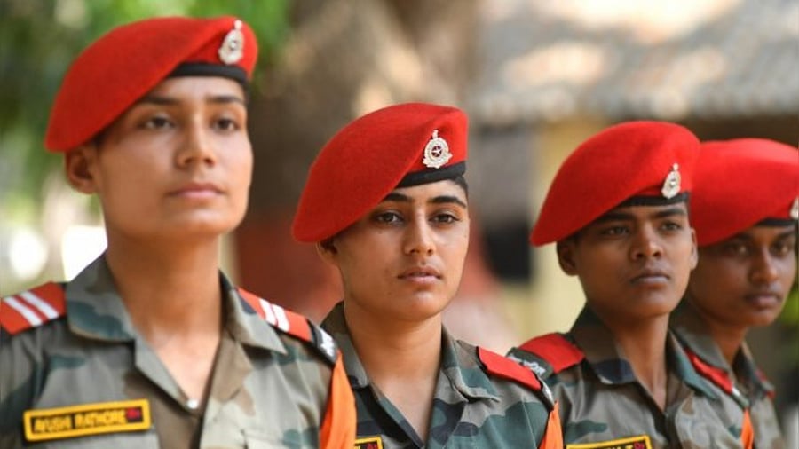 Online registration of candidates on the website www.joinindianarmy.nic.in is mandatory. Credit: DH File Photo