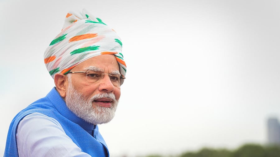Prime Minister Narendra Modi addresses the nation from the ramparts of the Red Fort on the occasion of the 76th Independence Day, in New Delhi. Credit: PTI Photo