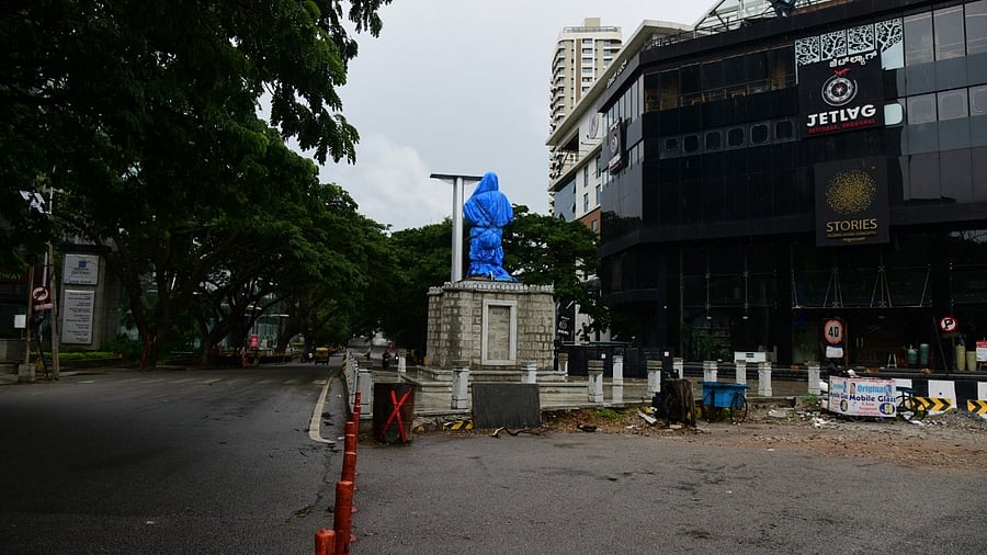 A view of the circle located in front of the Mysore Sandal Soap Factory in Yeshwantpur. Credit: DH Photo