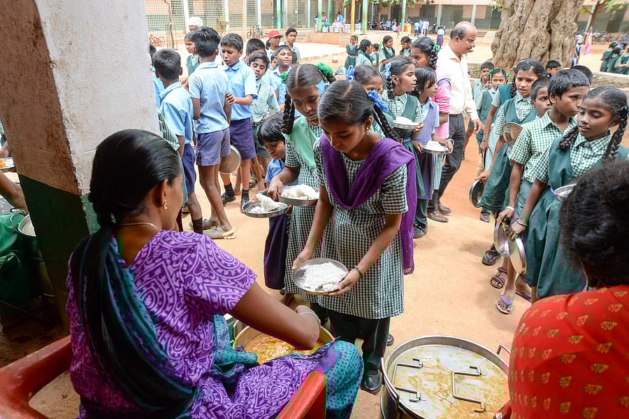 Residents of Bogase village in Chikkamagaluru district are sponsoring eggs in the mid day meals for children studying in grades 9 and 10 in the Government High School. Representative image. Credit: DH Photo