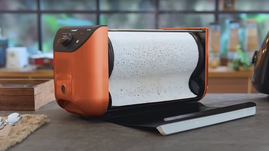 The EC Flip removes the time of setting up the stove and cleaning up after the cooking process. Credit: YouTube/Evochef India