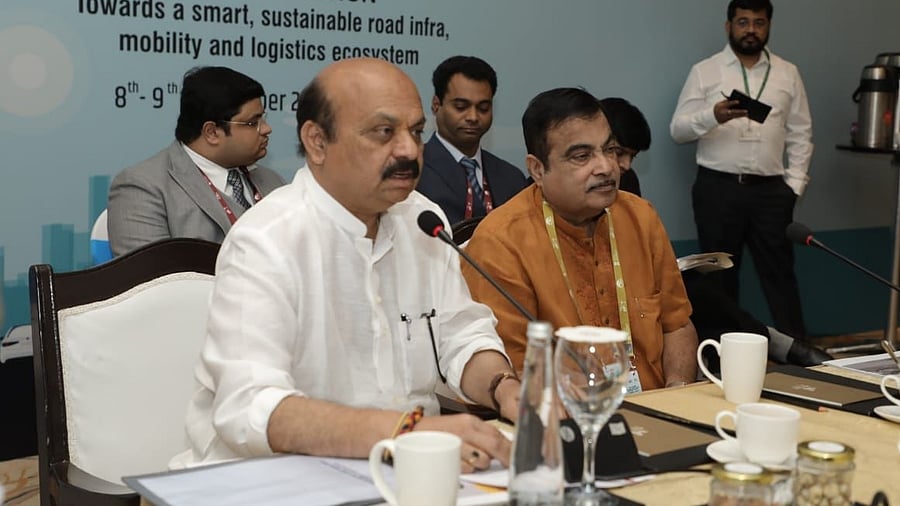 Basavaraj Bommai and Nitin Gadkari. Credit: IANS Photo