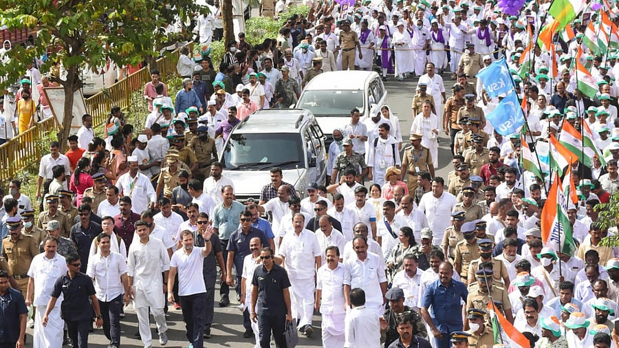 Congress leader Rahul Gandhi waves at supporters during the 14th day of party's 'Bharat Jodo Yatra', in Kochi, Wednesday, Sept. 21, 2022. Credit: PTI Photo
