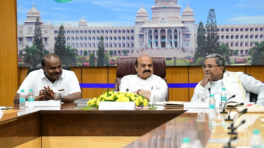 HD Kumaraswamy, Basavaraj Bommai, and Siddaramaiah. Credit: DH Photo