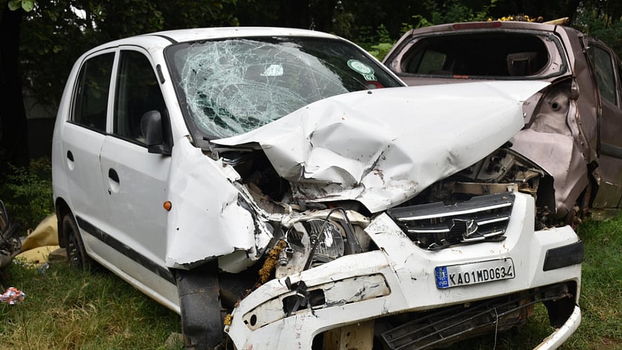 The car involved in the accident on Kodigehalli Main Road. Credit: DH Photo/B K Janardhan