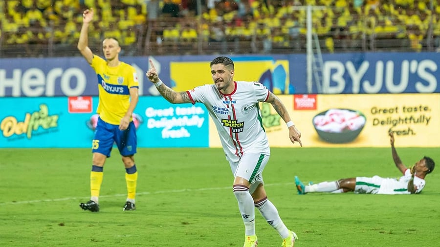 Dimitri Petratos of ATK Mohun Bagan celebrates after scoring a goal against Kerala Blasters FC during their ISL 2022 match at the Jawaharlal Nehru Stadium, Kochi. Credit: PTI Photo