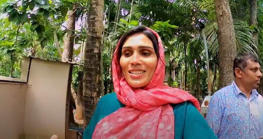 As the World Cup fever is slowly gripping people and football fans, Noushi, an avid traveller, YouTuber and vlogger, commenced her journey to Qatar by driving a Mahindra Thar. Credit: Youtube/ Naajinoushi solo mom traveller