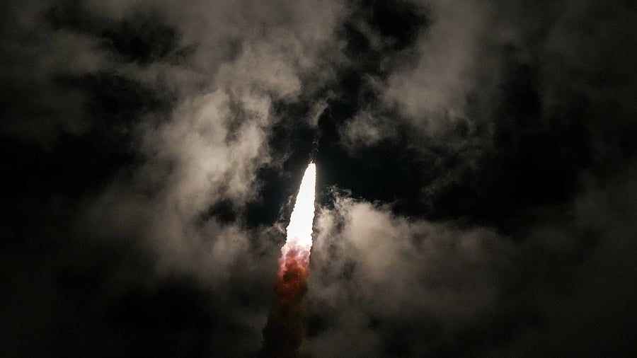 ISRO's heaviest rocket LVM3-M2 lifts-off from a launch pad at the Satish Dhawan Space Centre, in Sriharikota, Sunday, Oct. 23, 2022. Credit: PTI Photo