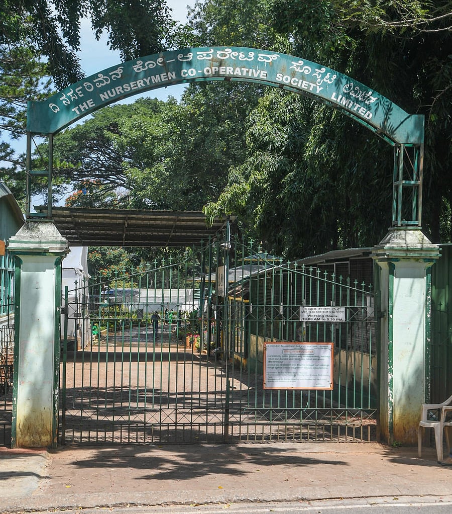 The locked gate of Nurserymen Cooperative Society in Lalbagh. Credit: DH File Photo