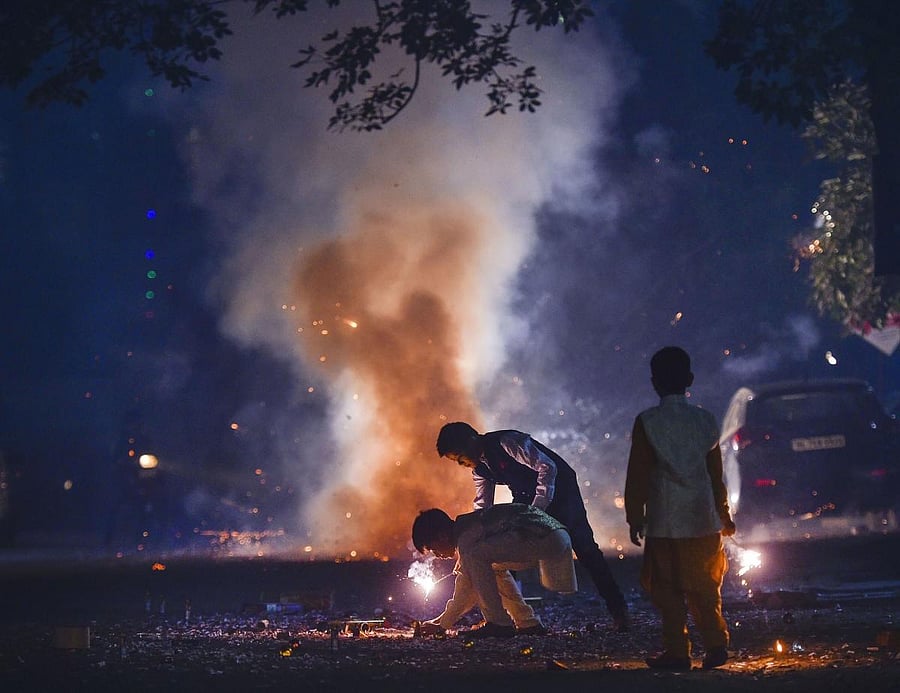 First day cracker show raised pollution levels by several notches. Credit: PTI Photo