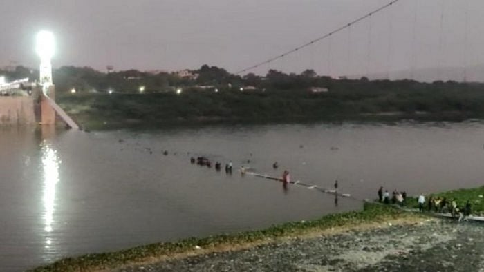 Suspension bridge collapsed in Morbi. Credit: PTI Photo