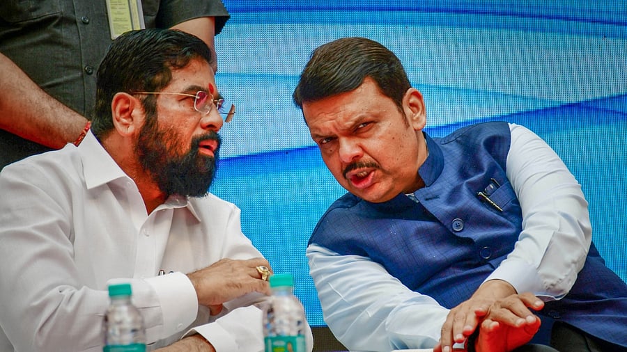 <div class="paragraphs"><p>Eknath Shinde (L) and  Devendra Fadnavis (R). </p></div>