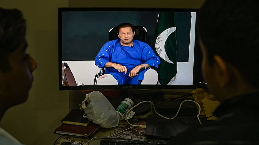 The Pakistan Electronic Media and Regulatory Authority (PEMRA) warned that it will suspend the broadcasting licence in case of any violation. Credit: AFP Photo