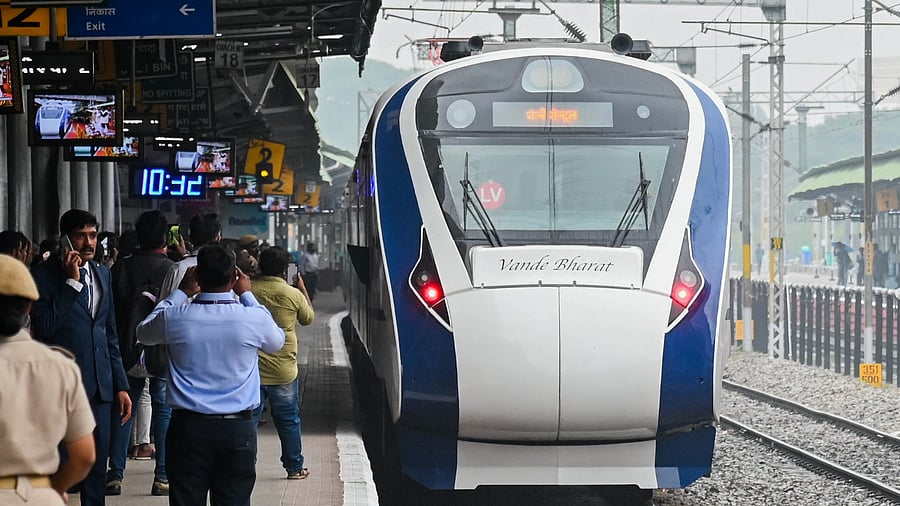 Newly introduced Vande Bharat (T18). Credit: DH Photo