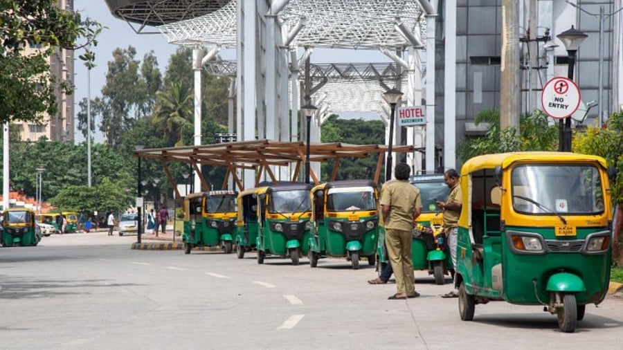 Auto-rickshaws line up outside the Yeshwantpur railway station on Tuesday, refusing to give passengers a ride. Credit: DH Photo/B H Shivakumar