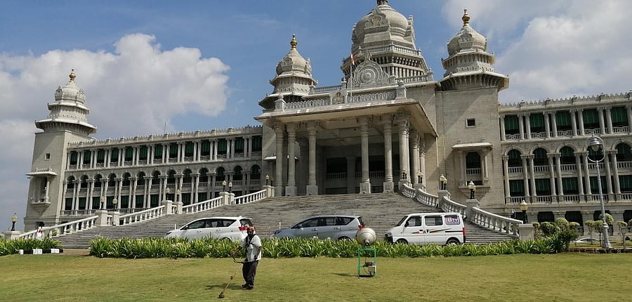 Suvarna Vidhan Soudha. Credit: DH Photo/Raju Gavali