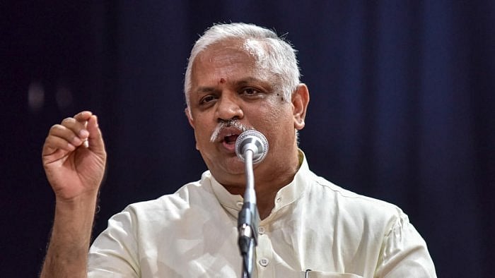 In his notice to Santhosh, served at the BJP's Karnataka headquarters at Malleswaram in Bengaluru, the investigating officer B Gangadhar cautioned the BJP leader that failure to appear before the SIT for interrogation could lead to his arrest as well. Credit; DH File Photo