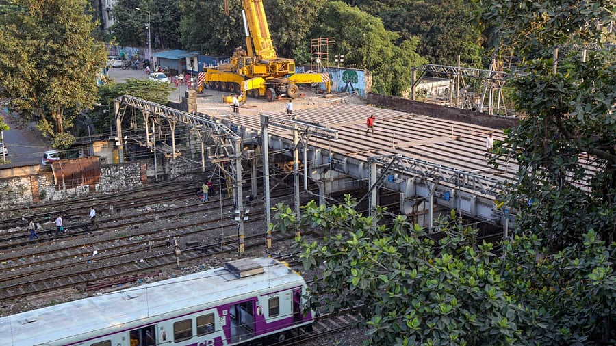 A view of the dilapidated British-era Carnac Bridge between Chhatrapati Shivaji Maharaj Terminus (CSMT) and Masjid Bunder ahead of the 27-hour mega block from Saturday night for the last leg of the demolition in Mumbai on Friday. Credit: PTI Photo
