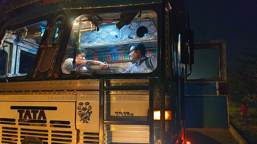 The author gets a vantage view of life on the highway. Credit: DH Photo/ Mohammed Safi Shamsi