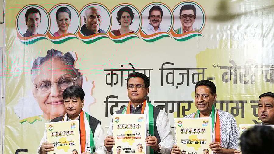 Delhi Pradesh Congress Committee (DPCC) President Anil Kumar along with party's senior leaders during release of manifesto for upcoming Municipal Corporation of Delhi (MCD) Elections 2022. Credit: PTI Photo