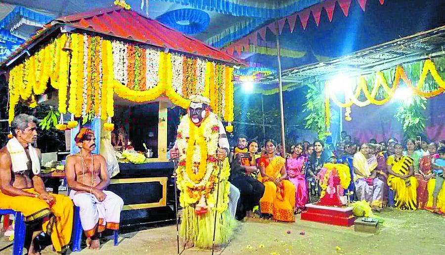 A temple at Chokkanahalli, Yelahanka was scheduled to organise a Koragajja Nema on Saturday and started to raise funds for the same from devotees. Credit: DH Photo