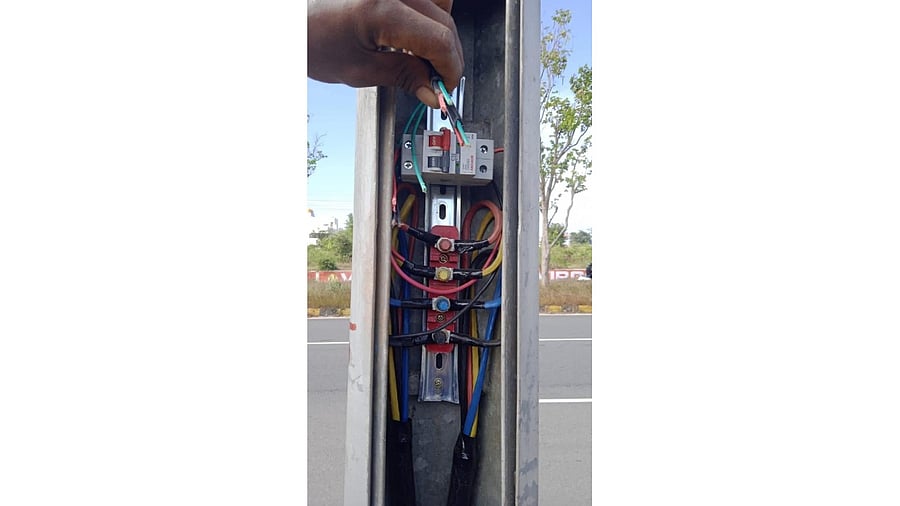 Photo of a panel of a streetlight pole, where MCB switch is missing, shared by MP Pratap Simha on social media. Credit: Twitter/@mepratap