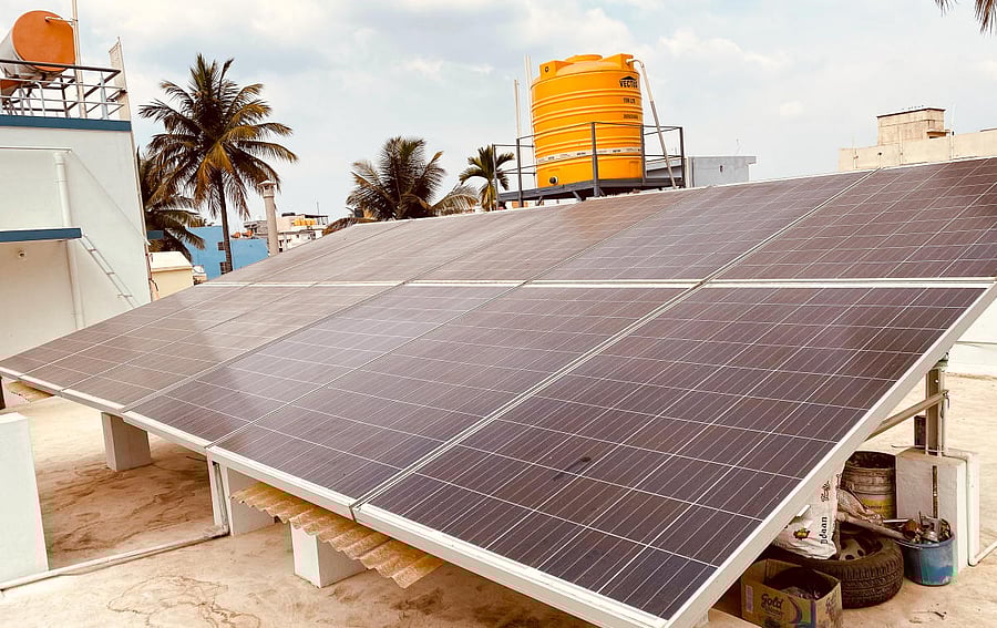 Rooftop solar energy system. Credit: DH Photo