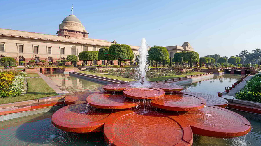 A fountain at 'Amrit Udyan' on the premises of the Rashtrapati Bhavan. Credit: PTI Photo