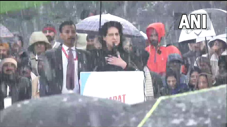 The Congress rally was held at the Sher-e-Kashmir Cricket Stadium amid tight security and heavy snowfall. Credit: PTI Photo