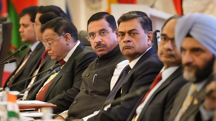Union Parliamentry Affairs Minister Pralhad Joshi, Union Power Minister R.K. Singh, NITI Aayog member V.K. Saraswat and Power Secretary Alok Kumar during the 1st G20 Energy Transition Working Group meeting, in Bengaluru. Credit: PTI Photo