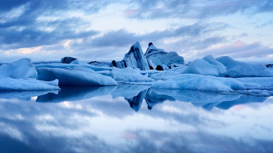As the climate gets warmer, glaciers retreat and meltwater collects at the front of the glacier, forming a lake. Credit: iStock Photo