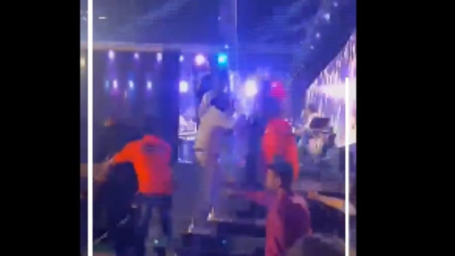 Screengrab from the viral video. Credit: Twitter