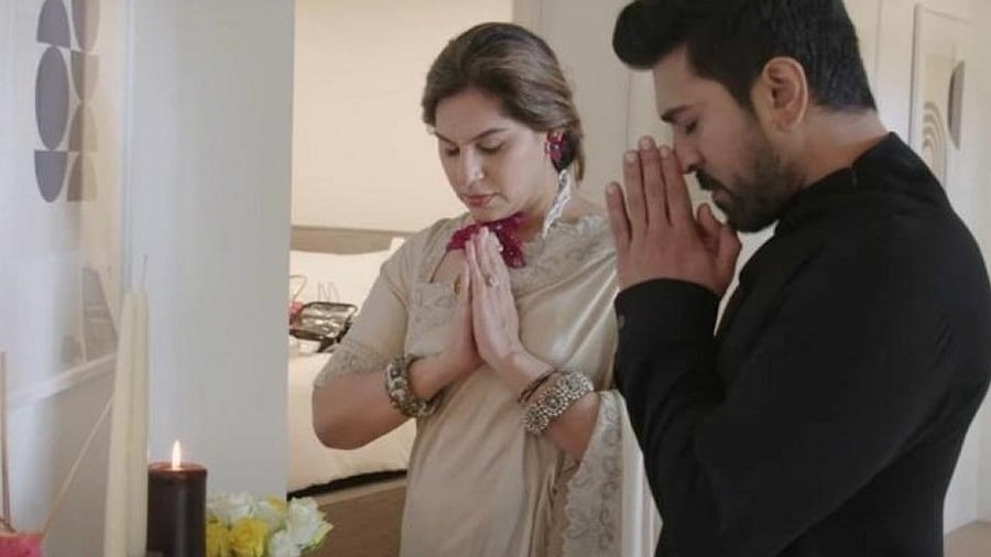 Earlier, too, Ram Charan's devout disposition has been appreciated by netizens. Credit: IANS Photo