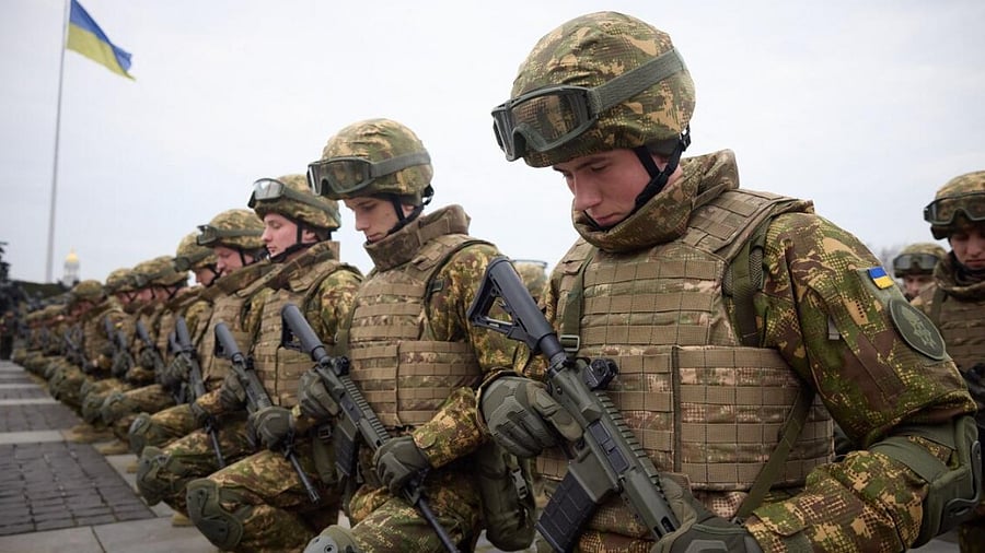 Servicemen taking part in a ceremony of the 9th anniversary of the National Guard of Ukraine. Credit: AFP Photo