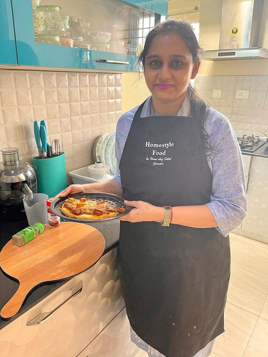 Sital Garodia is offering a variety of vegetarian evening snacks.