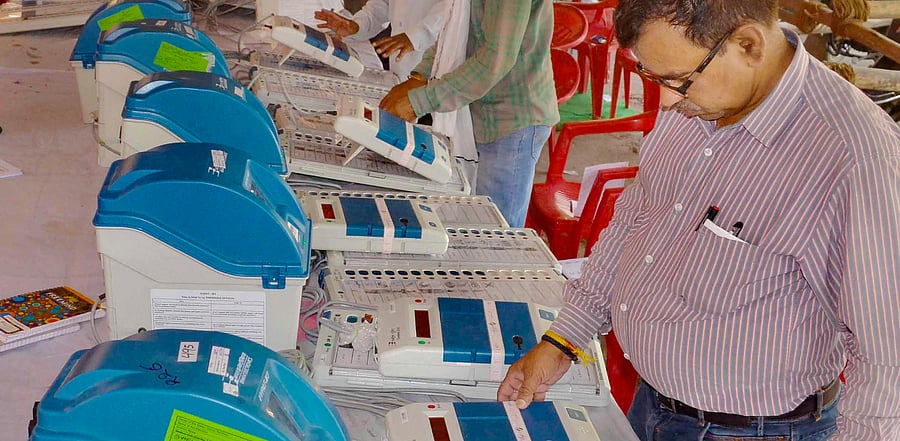 Aspiring candidates are tapping into all possible avenues to fund their election campaigns. Credit: PTI Photo