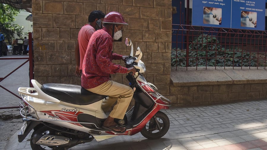 In 2022, total of 248 pedestrians were killed and 819 pedestrians were injured in road accidents in the city. Credit: DH File Photo