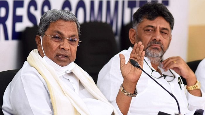 DK Shivakumar and Siddaramaiah. Credit: DH Photo
