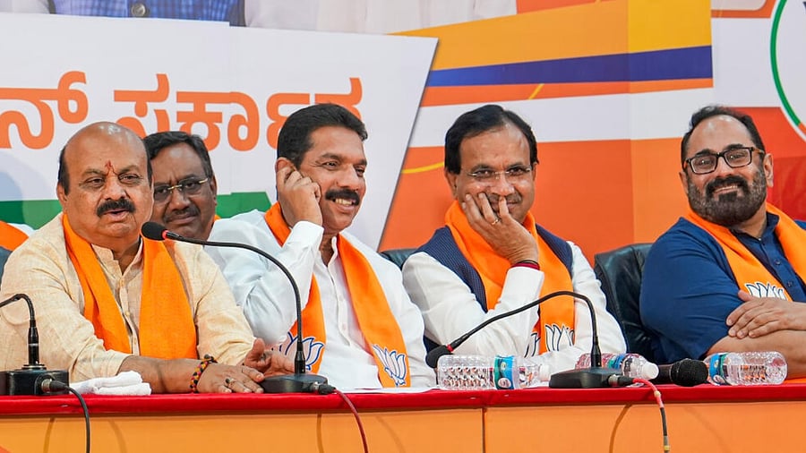 (From L-R) Karnataka Chief Minister Basavaraj Bommai, BJP state President Nalin Kumar Kateel with Union MoS Bhagwanth Khuba and Rajeev Chandrasekhar. Credit: PTI Photo