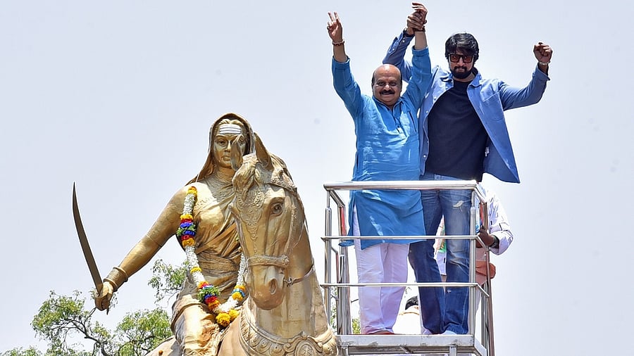 Actor Sudeep with Chief Minister Basavaraj Bommai at Haveri recently. Credit: Special Arrangement